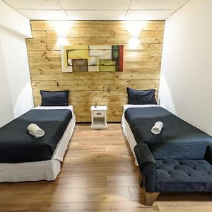 Habitación con 2 Camas Individuales